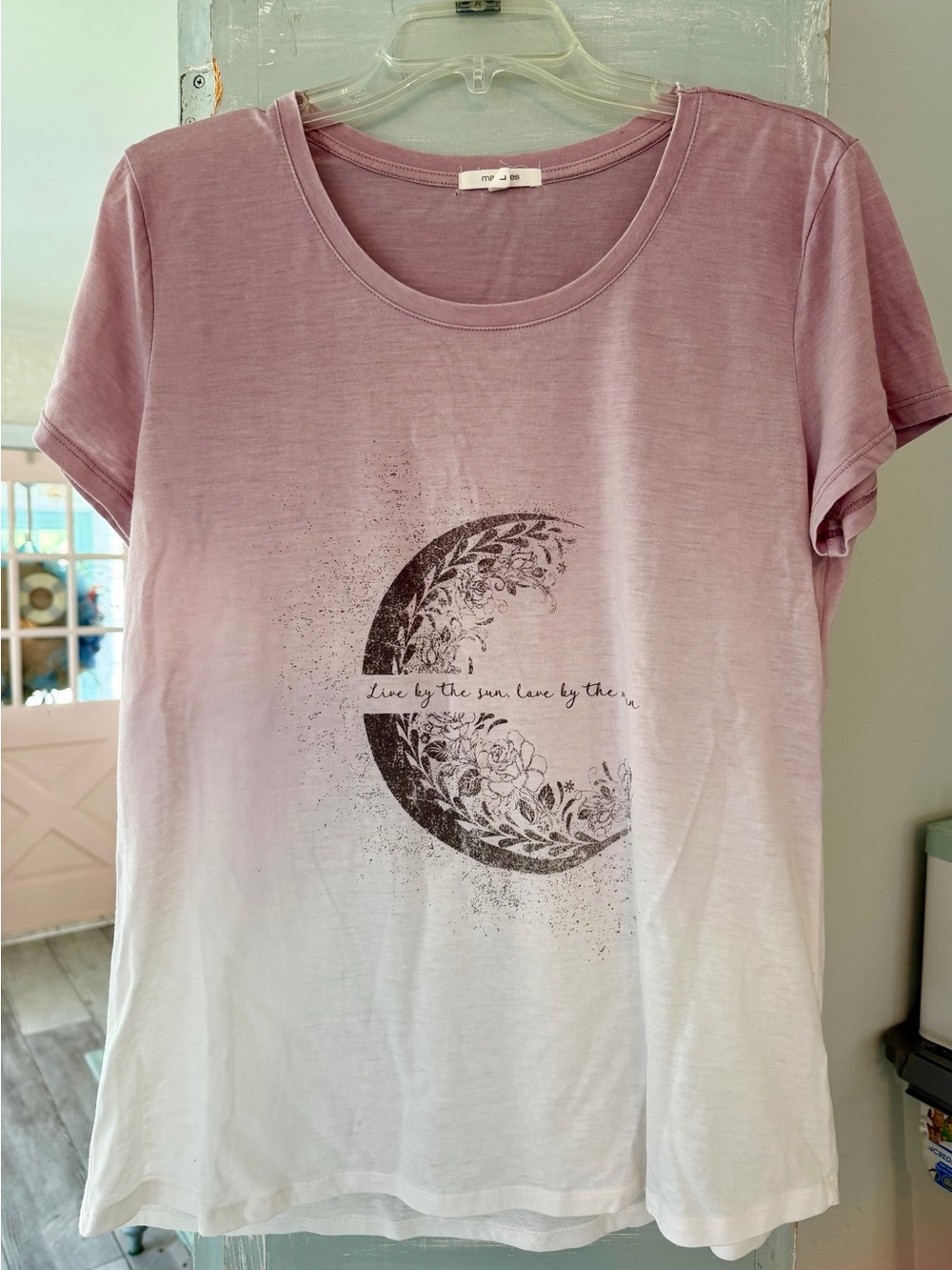 Maurices Mauve-to-White Scoop Neck Tee with Crescent Graphic